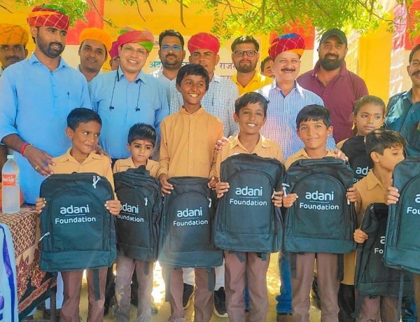 शिक्षक दिवस के उपलक्ष में अदाणी फाऊंडेशन का शिक्षा में सहयोग 