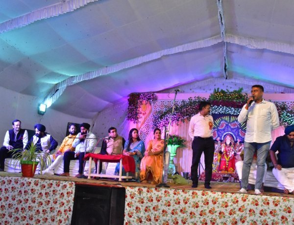 बड़वाह में वाह-वाह के शोर के साथ हुआ विराट कवि सम्मलेन का आयोजन 