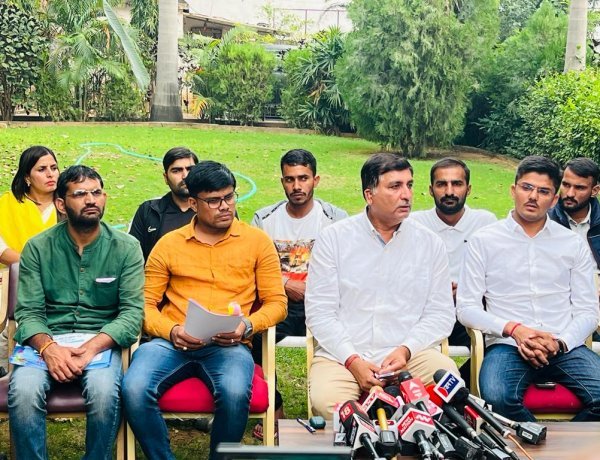 ओबीसी आरक्षण विसंगति को लेकर पंजाब कांग्रेस प्रभारी व पूर्व मंत्री हरीश चौधरी की प्रेस कॉन्फ्रेंस