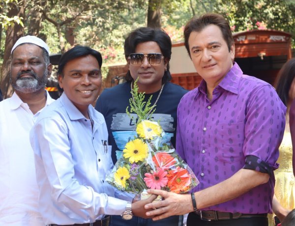 निर्देशक अनीस बारुदवाले की रोमांटिक एक्शन फिल्म “धाक” का मुहूर्त, शूटिंग शुरू