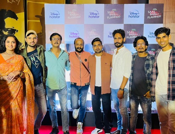 समीर पहाड़िया की बतौर एसोसिएट कास्टिंग डायरेक्टर वेबसीरीज सास बहू और फ्लेमिंगो हॉटस्टार पर हुई रिलीज।