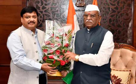 आईआईएचएमआर यूनिवर्सिटी के प्रेसीडेंट, डॉ. पीआर सोडानी ने की राज्यपाल, श्री हरिभाऊ बागडे से मुलाकात