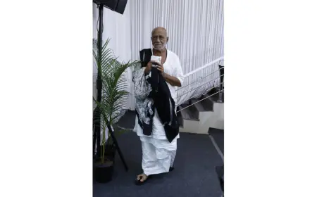 मुंबई नाव दुर्घटना में मृतकों को मोरारी बापू की श्रद्धांजलि और परिवारों को सहायता