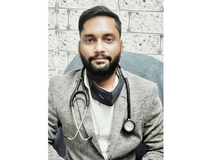 डॉ. दिव्यांशु पटेल का मिशन: जन-जागरूकता से रोगमुक्त भारत 2035