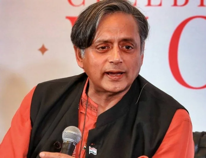 डॉ. शशि तरूर ने ‘अदाणी तिरुवनंतपुरम रॉयल्स’ के मुख्य संरक्षक बनने का निमंत्रण स्वीकार किया