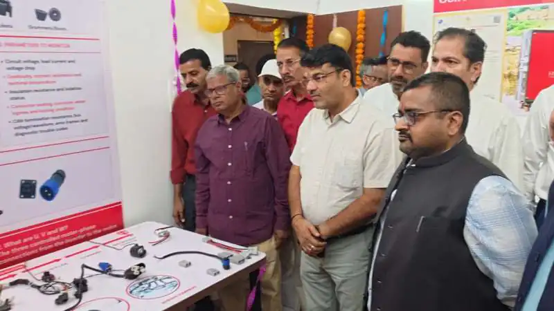 जयपुर में HVRDC ने EV मोबिलिटी सेंटर का प्रदर्शन किया